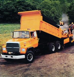 1987 Ford LT9000 Dump Truck